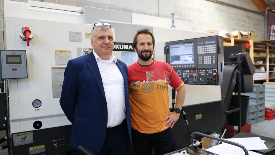 UN FABRICANT DE MOYEUX DE VÉLO AUGMENTE SA PRODUCTION GRÂCE À UN TOUR À 5 AXES