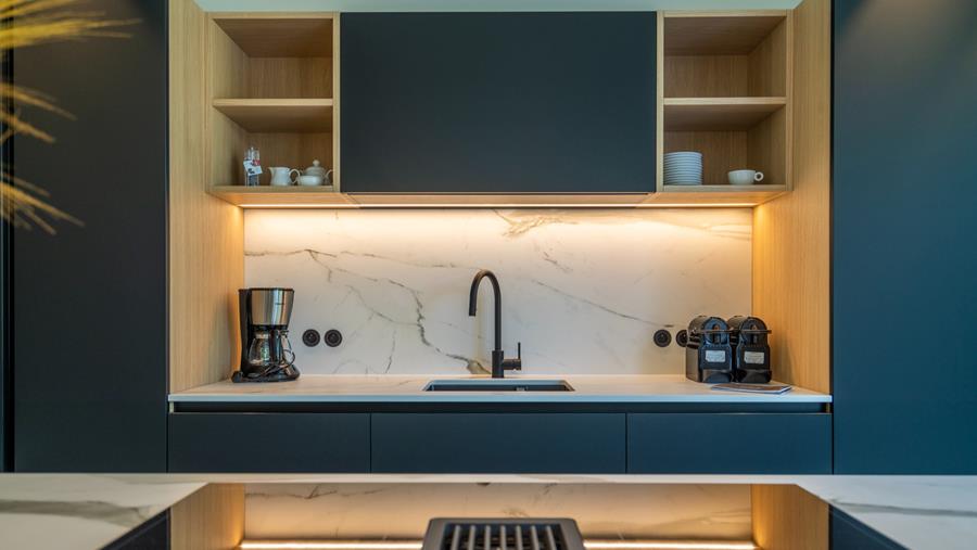 Debaveye Interieur realiseert maatwerk voor vakantiewoning in Kortrijk