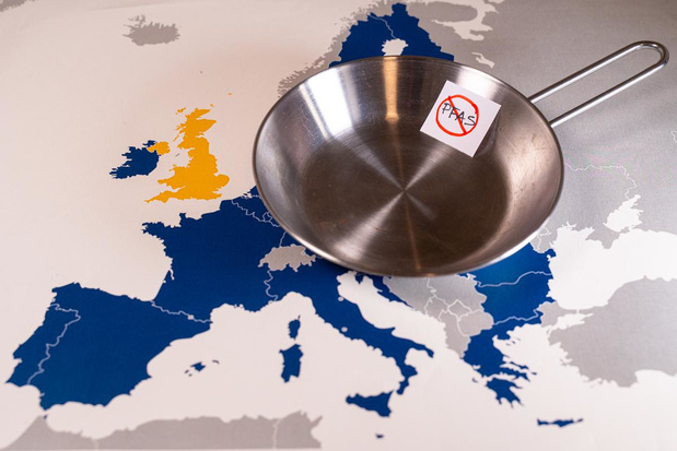 Testachats a détecté des PFAS dans 68 produits de consommation courante sur 229 analysés