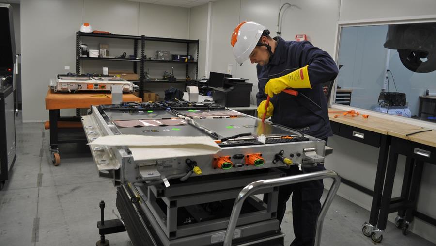 "Geen enkele dealer kan batterijherstel zelf kostenefficiënt organiseren"