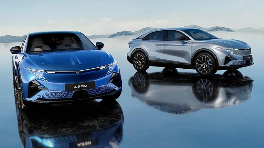 Van Mossel renforce son offre premium avec Alpine